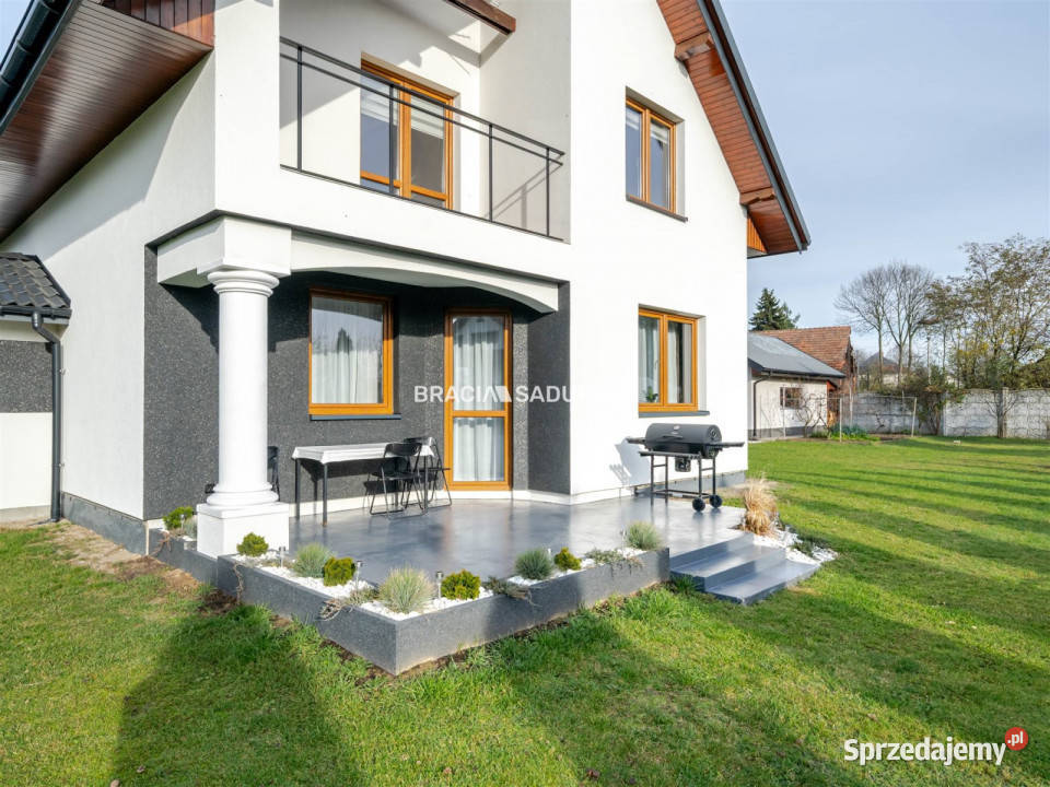 Dom wolnostojący Czernichów Ogrodowa 1519m2