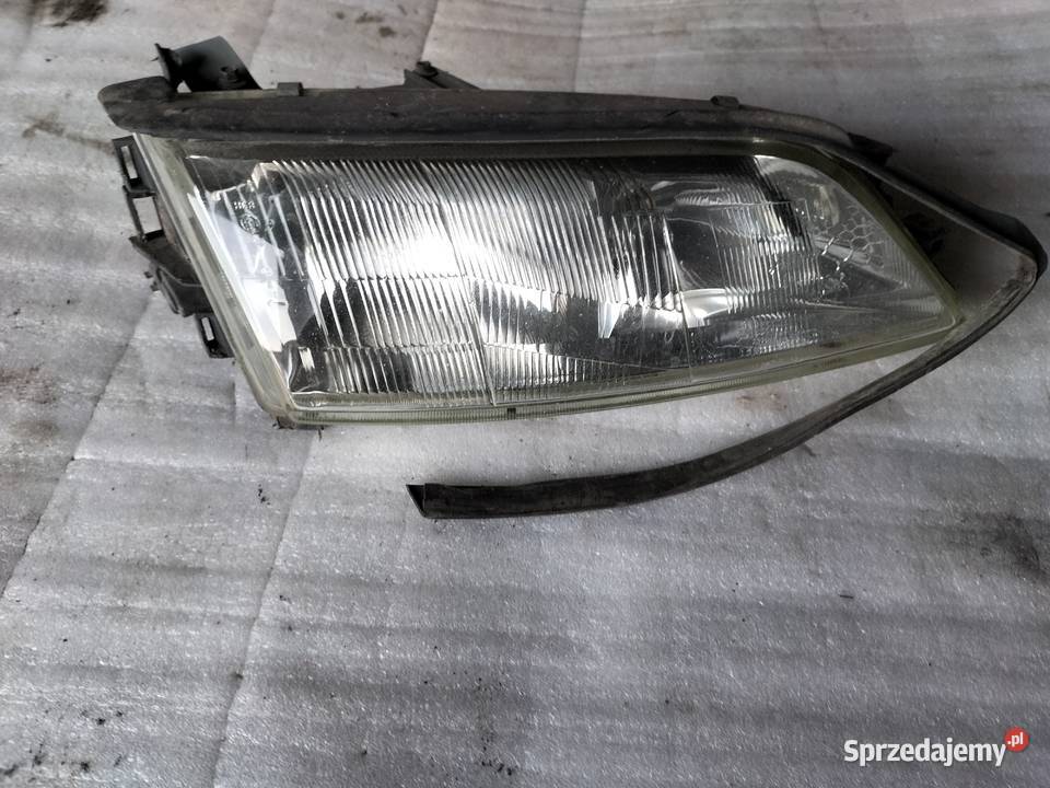 VECTRA A LAMPA PRZÓD PRAWA lampy przednie Kamień-Kolonia