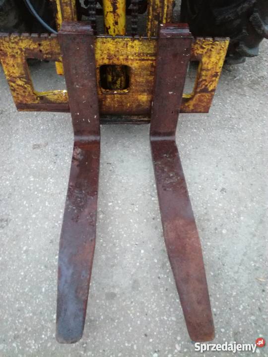 Maszt wózka widłowego na tył ciągnika Rębowo