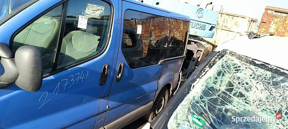 DRZWI PRZESUWNE LEWE RENAULT TRAFIC II kujawsko-pomorskie Lipno