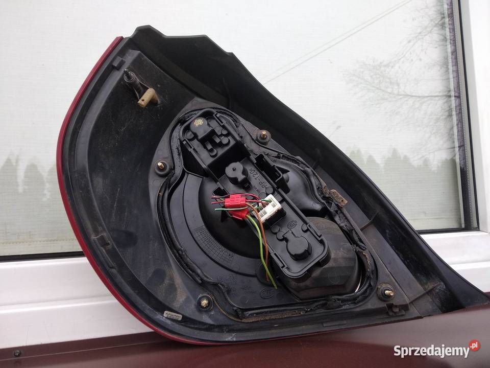 Nissan Almera N16 LIFT FL lampa tył tylna prawa Sieradz