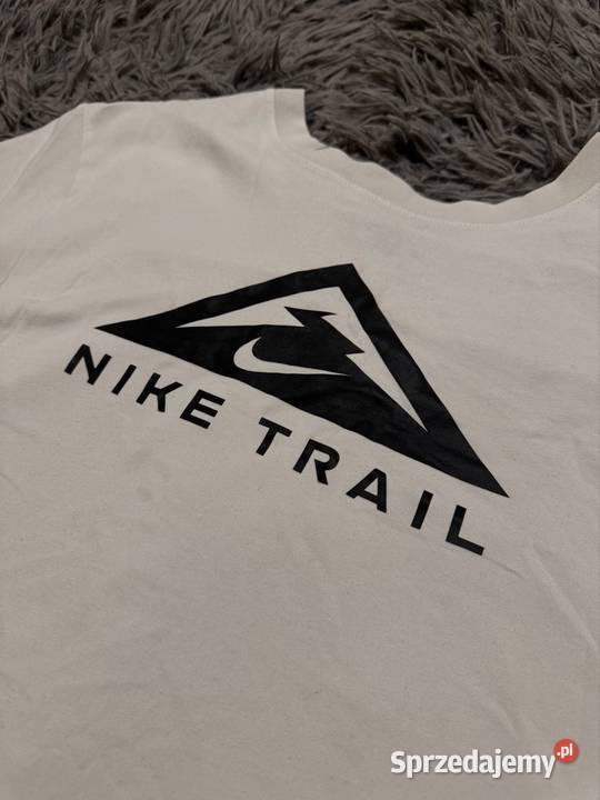 Koszulka Nike Trail biały Odzież sportowa Katowice