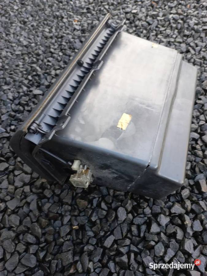 Schowek Golf III 3 osobowe Dąbrowa Tarnowska