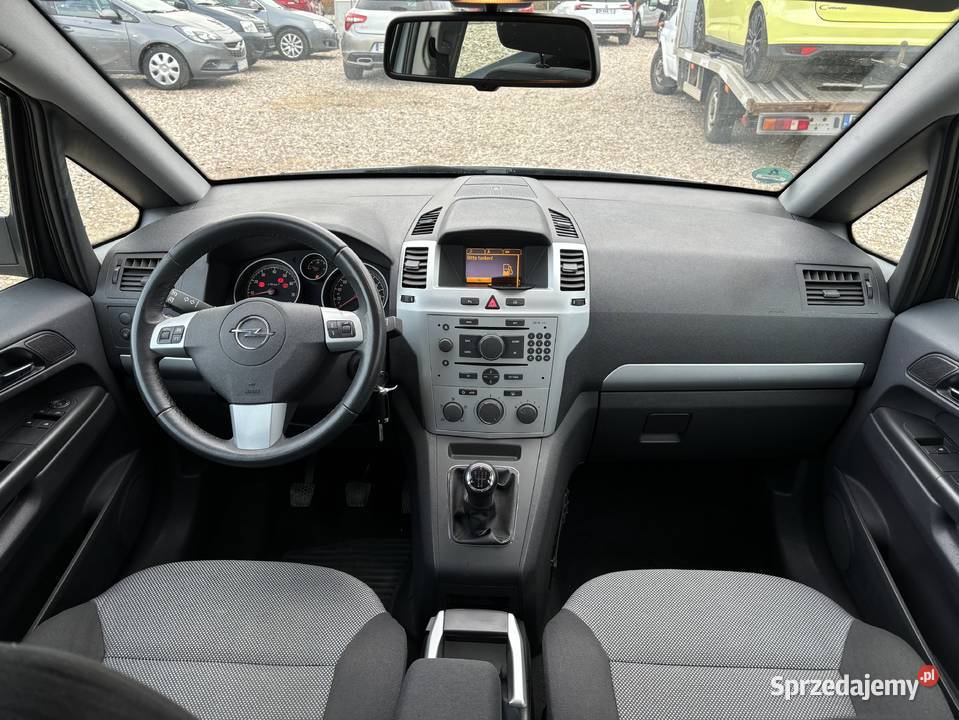 Opel Zafira 18 benzyna Nowy rozrząd i olej Z Białystok