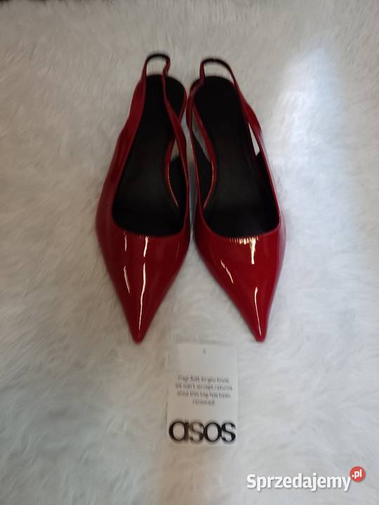 42 ASOS Czerwone baleriny wieczorowe z odkrytą małopolskie Kraków