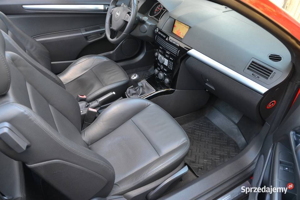 Opel Astra TwinTop 20 Turbo Ecotec Cosmo 2/3 Astra