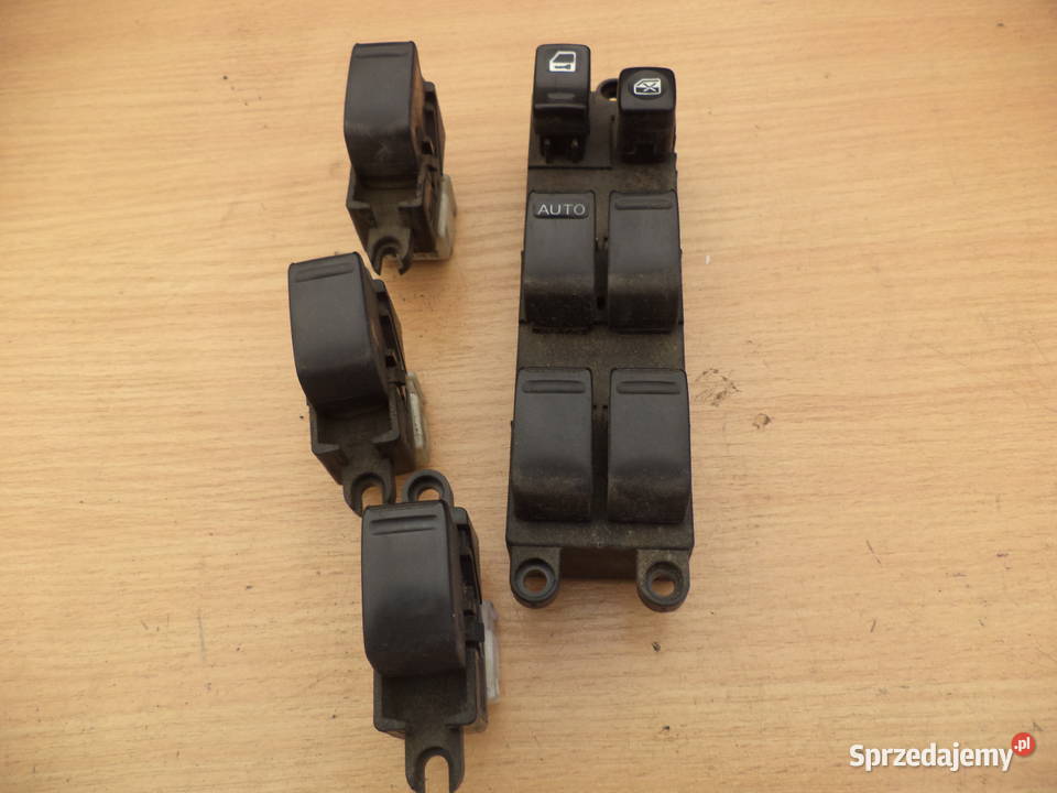 NISSAN ALMERA N16 TINO PANEL STEROWANIA SZYB Turek sprzedam