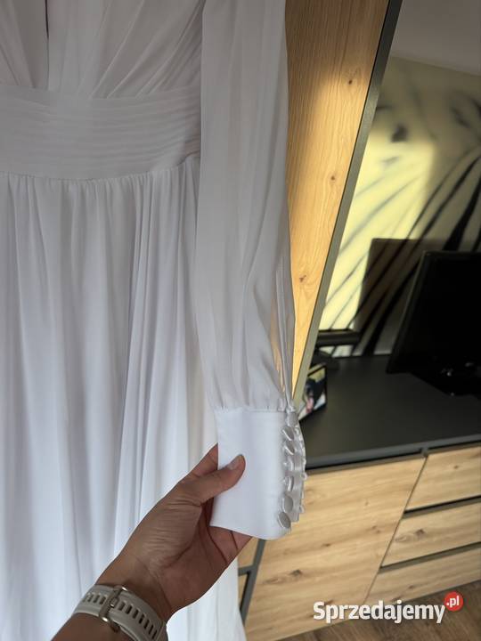 Piękna suknia ślubna Linia "A" Wądroże Wielkie sprzedam