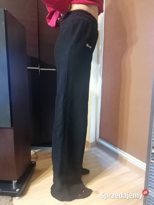 Spodnie z szerokimi nogawkami Żory