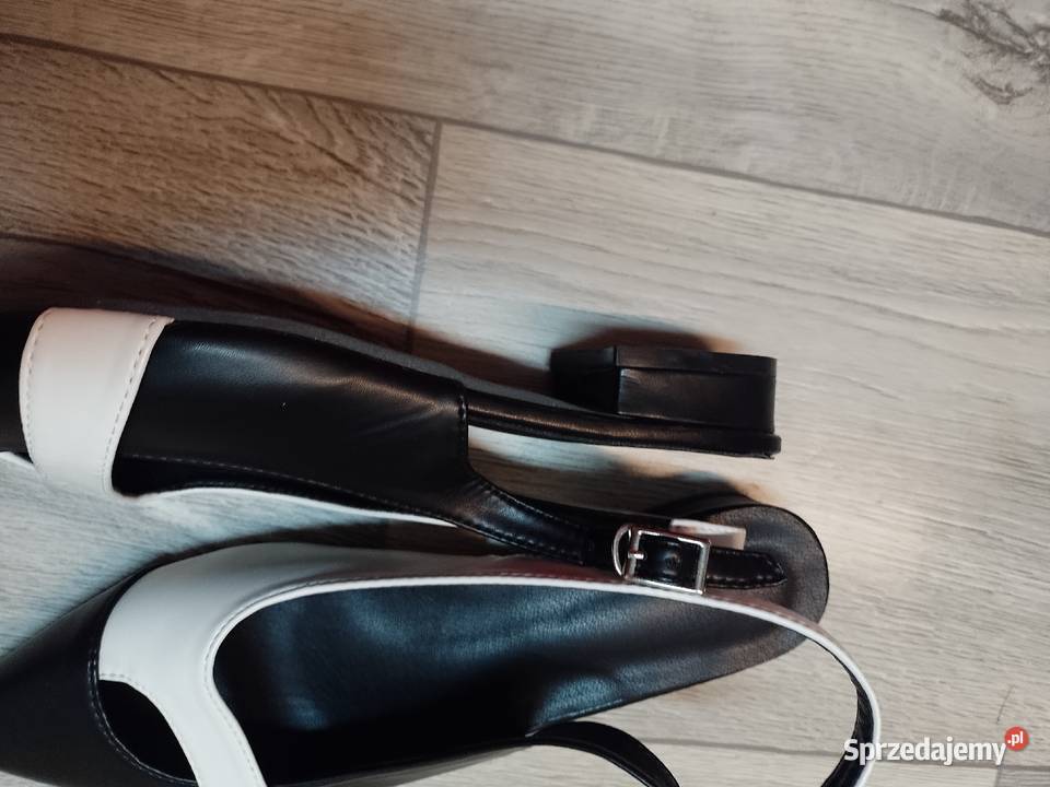 3940 Biało czarne niskie czółenka wieczorowe z inna