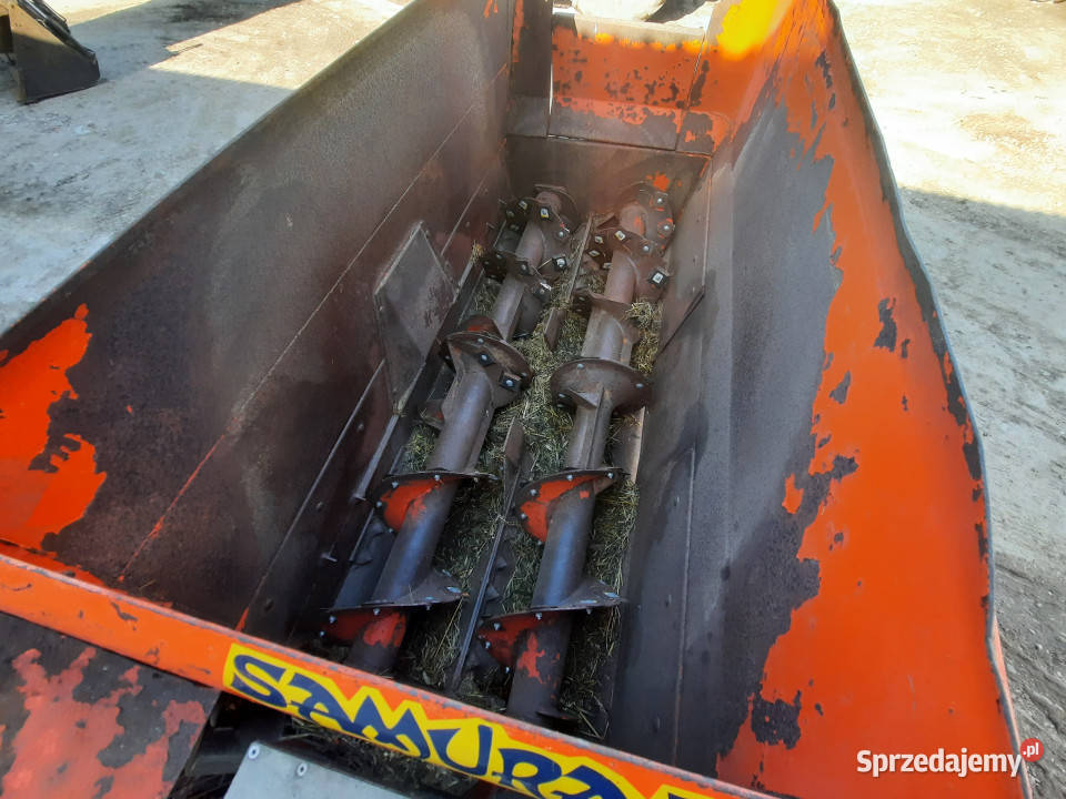 Wóz paszowy samojezdny SEKO PONY 3 0 3 m3 2005 Czerkiesy