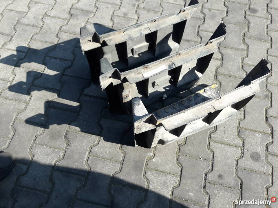 6736600301 WNĘKA STOPNIA PRAWA MERCEDES 814 817 Częstochowa