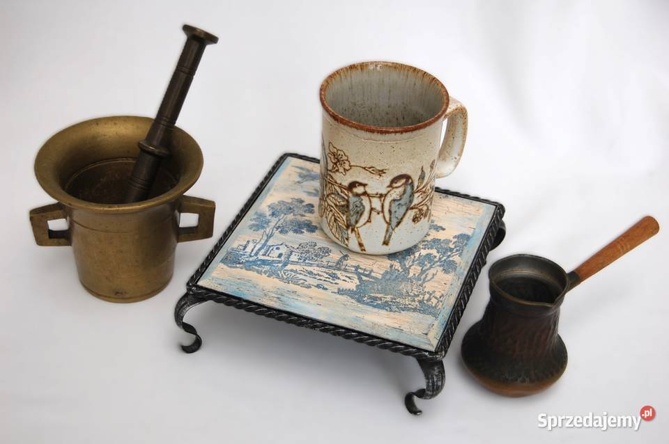 Drewniana metalowa podstawka ręcznie malowana sprzedam