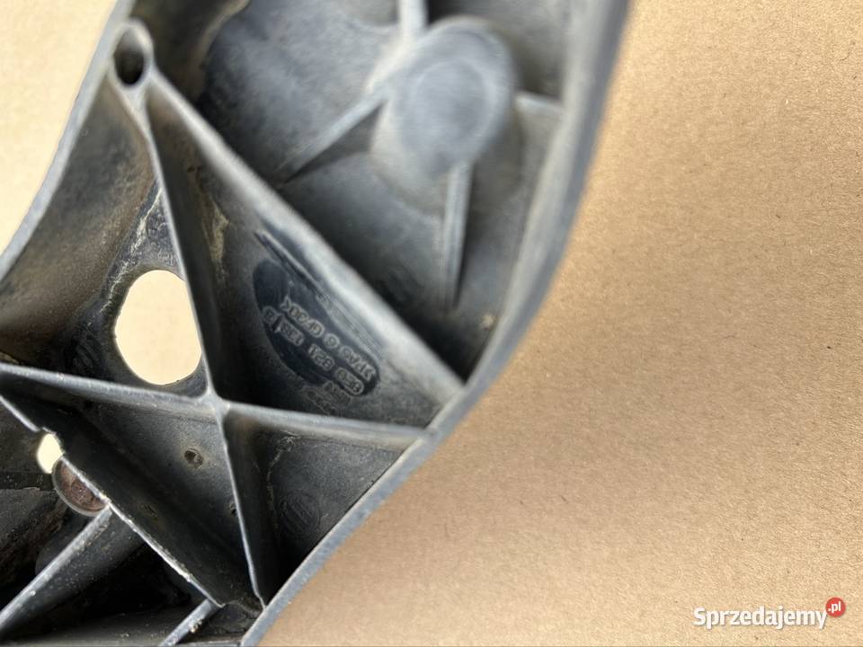 Wspornik zderzaka prawy przód Audi a4 b6 Bydgoszcz