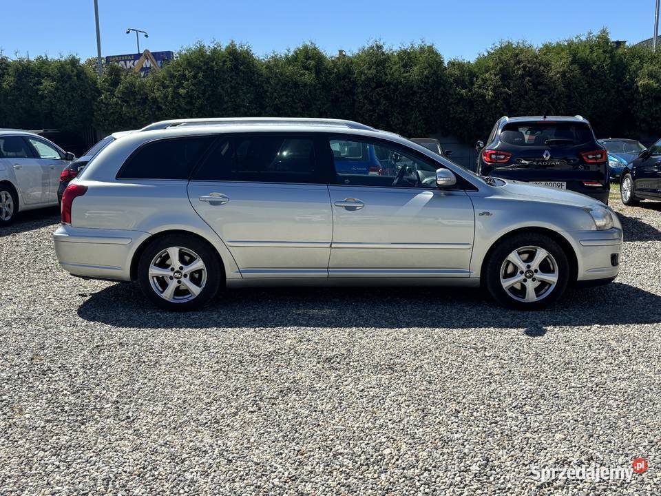 Toyota Avensis klimatyzacja Paniówki