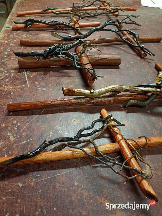 Rzeźba krzyż rękodzieło