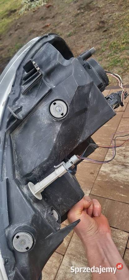 Sprzedam lampy opel vivaro lift Lampy przednie Narol