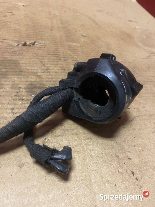 Honda CBR 600 F przełącznik zaspolony B817 Pozostałe wielkopolskie Poznań sprzedam