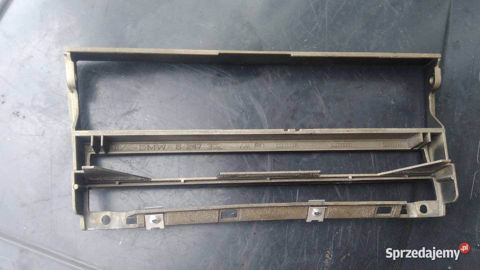 BMW E39 ramka panelu stelaż klimatronika 8247302 panele sterowania, przełączniki Dębica sprzedam