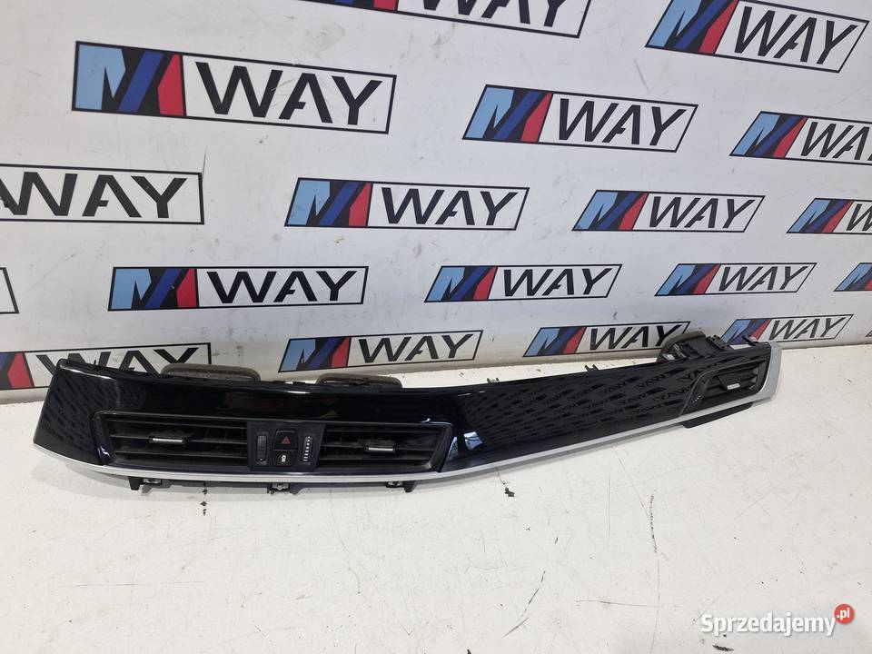9332456 BMW X1 F48 DEKOR LISTWA KRATKA NAWIEW sprzedam