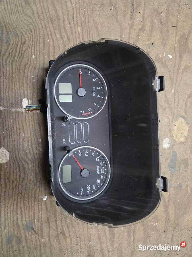 Zegary Ford Fiesta MK6 16 benzyna osobowe Łagów