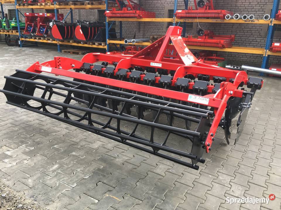 Brona talerzowa kompaktowa ciężka 30 Agregat Kobiele Wielkie