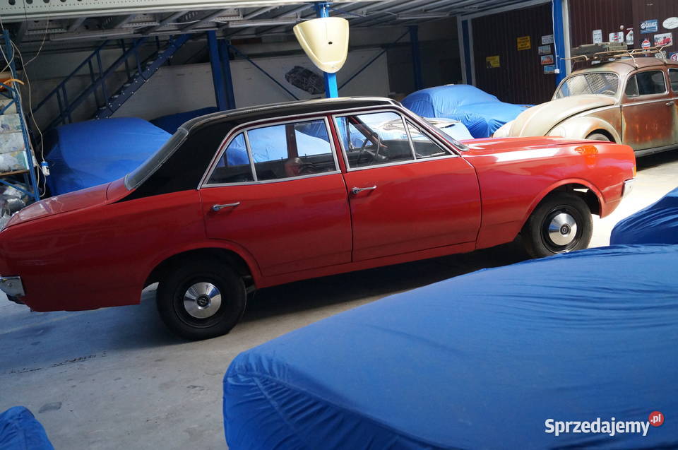 Zabytkowy Opel Rekord C 1967