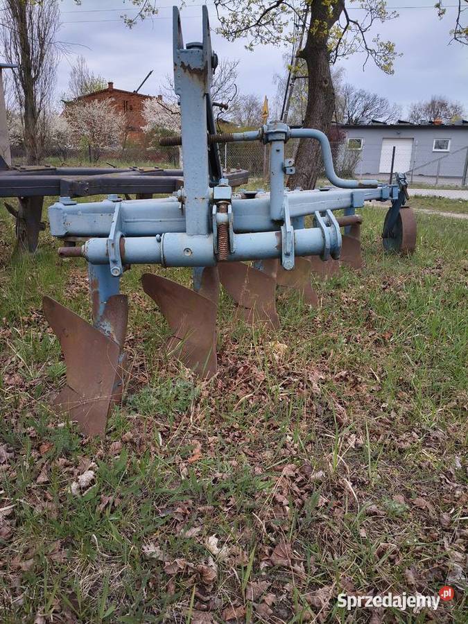 pług podorywkowy 7 skibowy Maszyny uprawowe Wielka Nieszawka