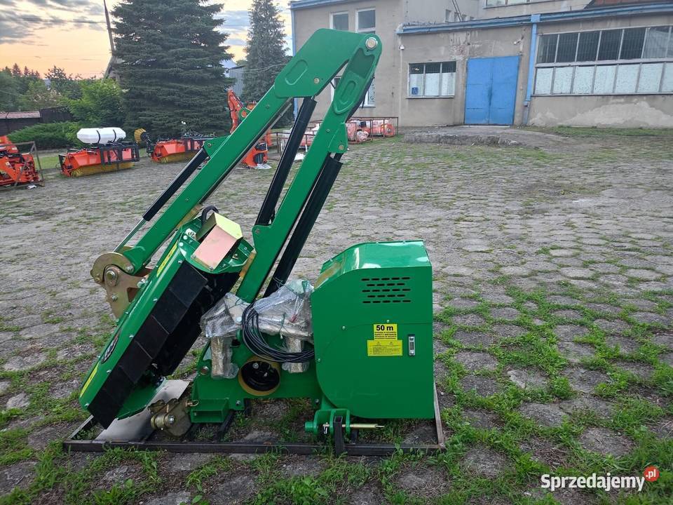 kosiarka bijakowa na wysięgniku długim ramieniu Maszyny rolnicze