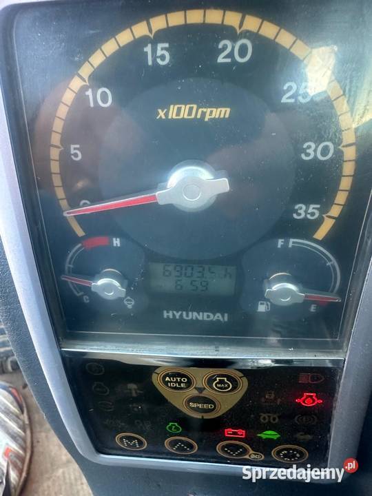 Koparka Gąsienicowa HYUNDAI ROBEX 80 80CR9 Rok produkcji 2015 Wieliczka