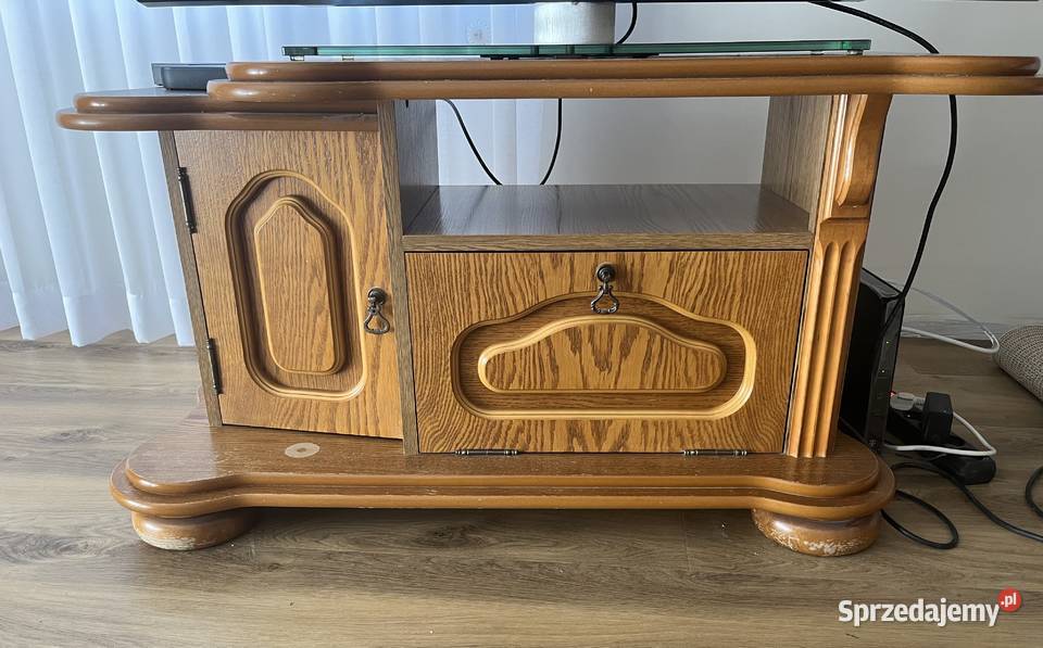 Meble dębowe witryna z komodą stolik RTV ława Komplety mebli Konin