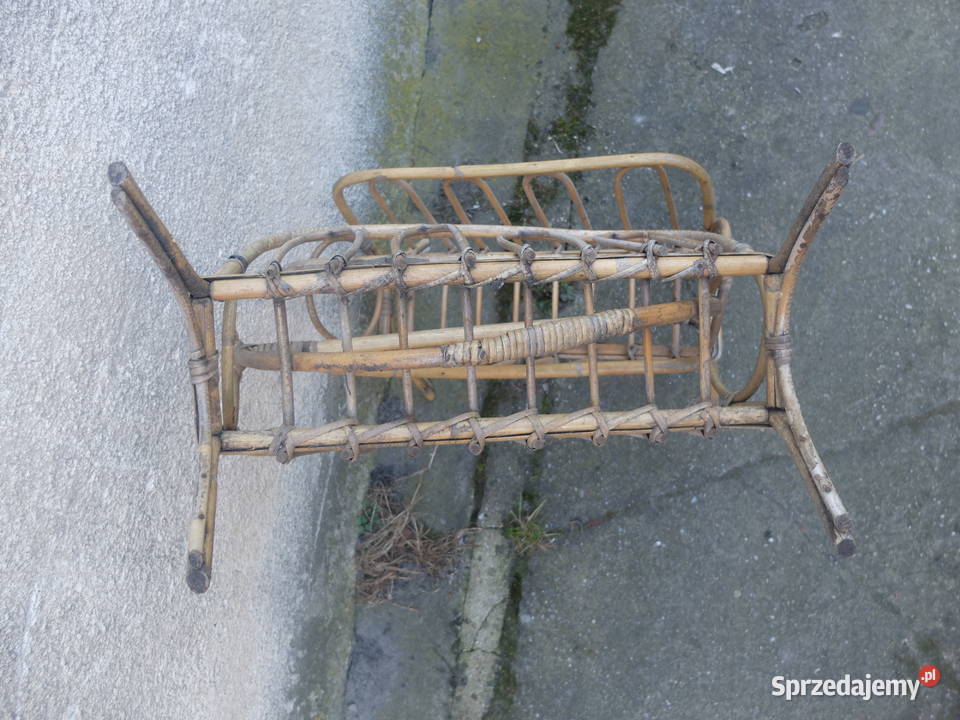 Dwa bambusowe gazetniki PRL 775 Kościan