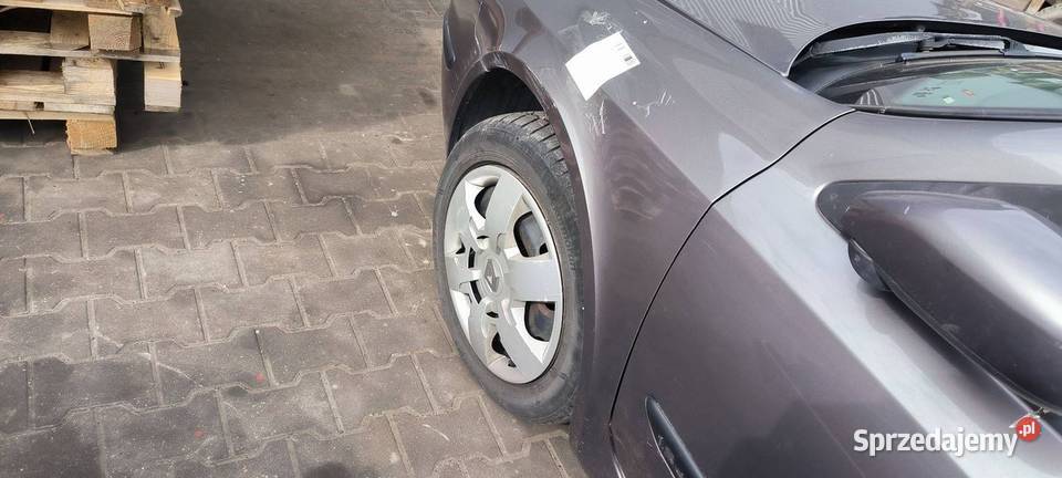 BŁOTNIK LEWY PRZÓD RENAULT LAGUNA I LIFT Lipno