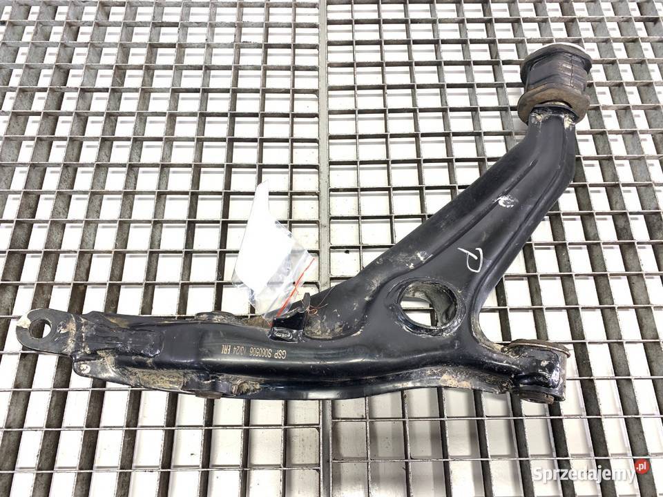 WAHACZ PRAWY PRZÓD HONDA CRV I Hatchback 9502