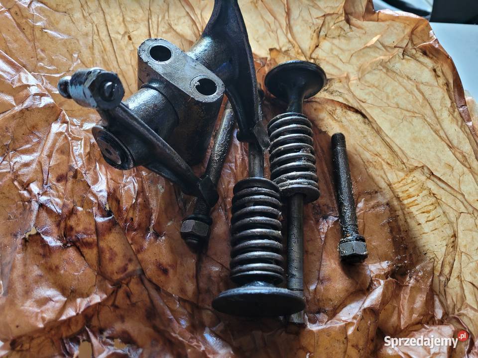 Klawiatura zaworowa komplet zaworów silnik s320 Pozostałe świętokrzyskie Staszów