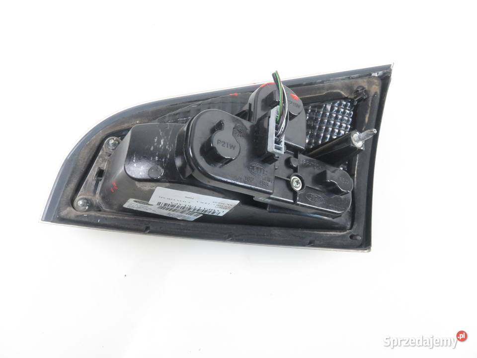 LAMPA LEWA TYLNA KLAPA FORD S I WA6 osobowe