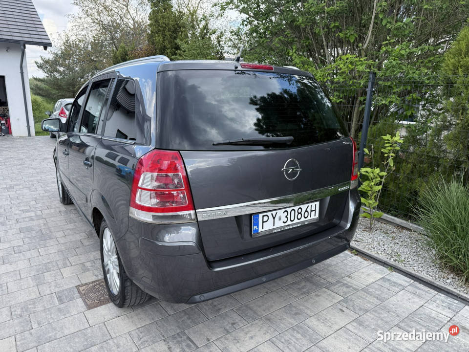Opel Zafira KRAJOWA Bezwypadkowa Zadbana i isofix Poznań sprzedam
