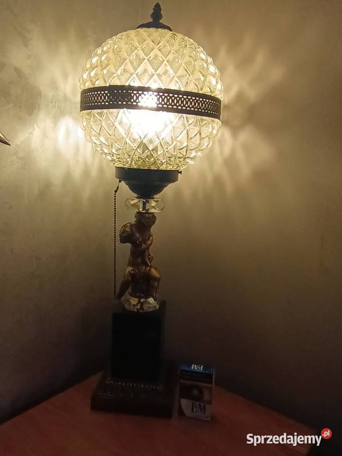Wyjątkowa oryginalna lampa Opole
