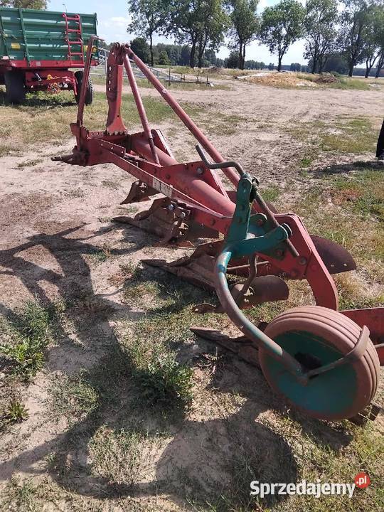 Pług 3 skibowy kverneland Mikorzyn