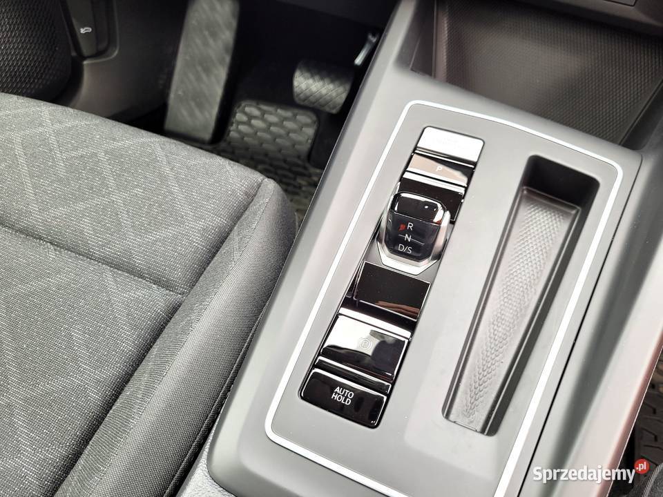 Volkswagen Golf VIII 15 eTSI EVO Life DSG kamera cofania Sandomierz