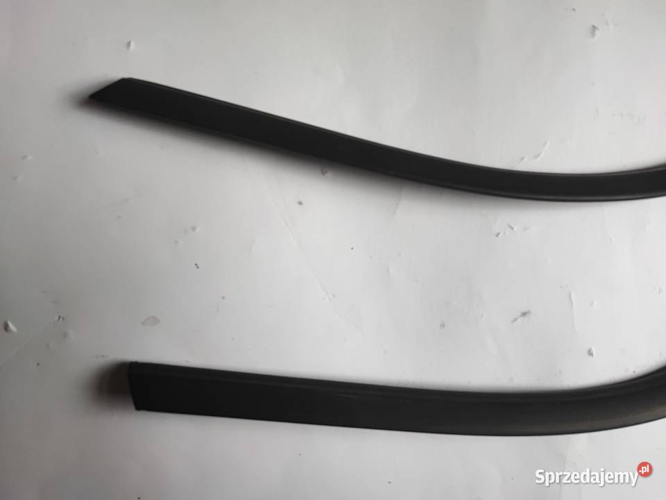 Listwa błotnika Citroen C4 Picasso Lipno