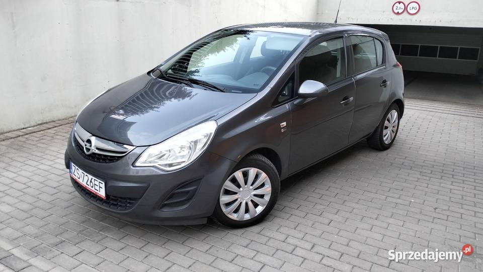 Opel Corsa D 12 benzyna 86 2012r szary zachodniopomorskie