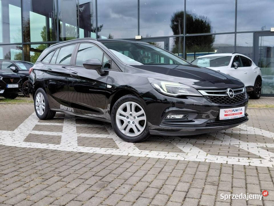 Opel Astra 2016r ASO SALON CZUJNIKI PARKOWANIA Rok produkcji 2016 małopolskie Kraków