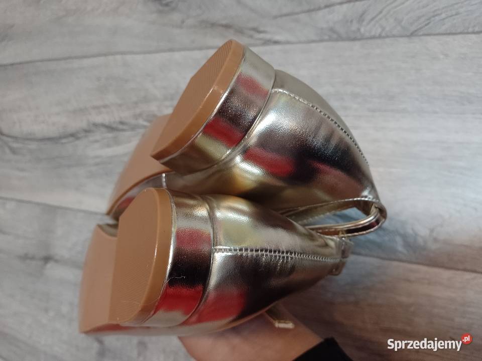 39 Złote Baleriny wieczorowe z zapięciem NOWE małopolskie Kraków