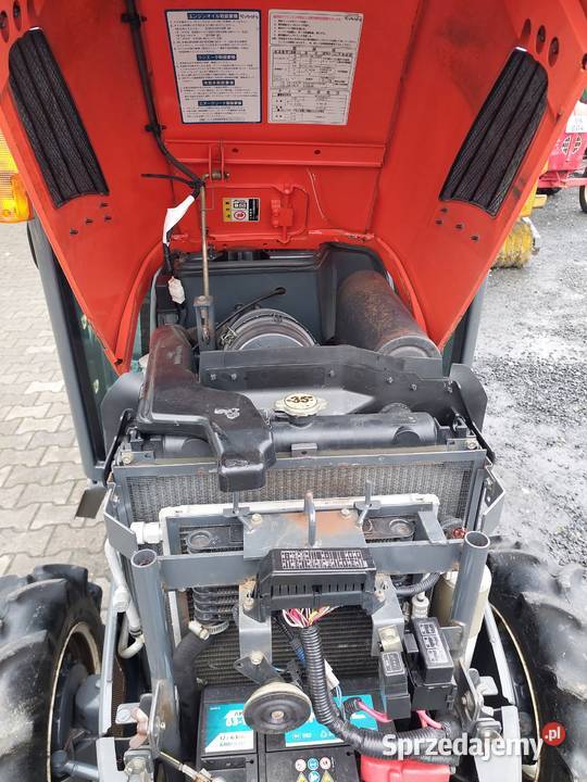 Ciągnik ogrodniczy komunalny Kubota T240D z wielkopolskie Łubowo