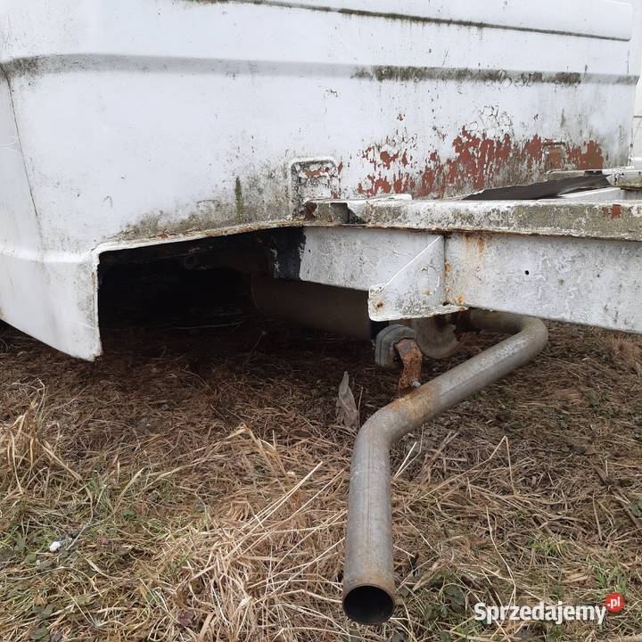 Mercedes 208 23D Kaczka Doka klasyk najazd Rok produkcji 1989 Przyłęk sprzedam