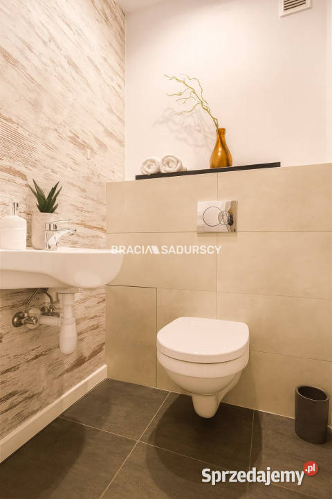 Sprzedaż mieszkania Kraków Kobierzyńska 527m2 3 52.7m2