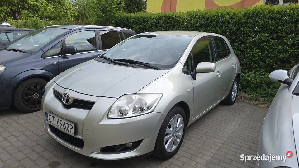 Sprzedam Toyota Auris 16 benzyna Toruń