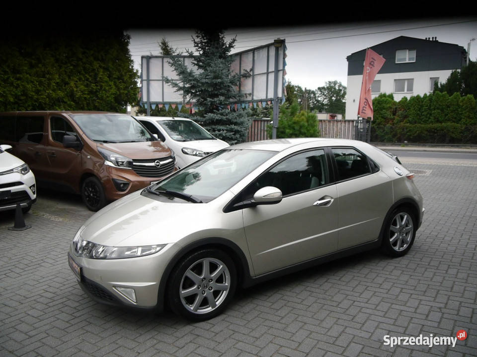Honda Civic 18 Stan b bez rdzy i korozji serwisowany w ASO Częstochowa