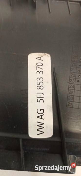 SEAT TARRACO LISTWA PROGOWA PRAWA FR 5FJ853370A osobowe sprzedam